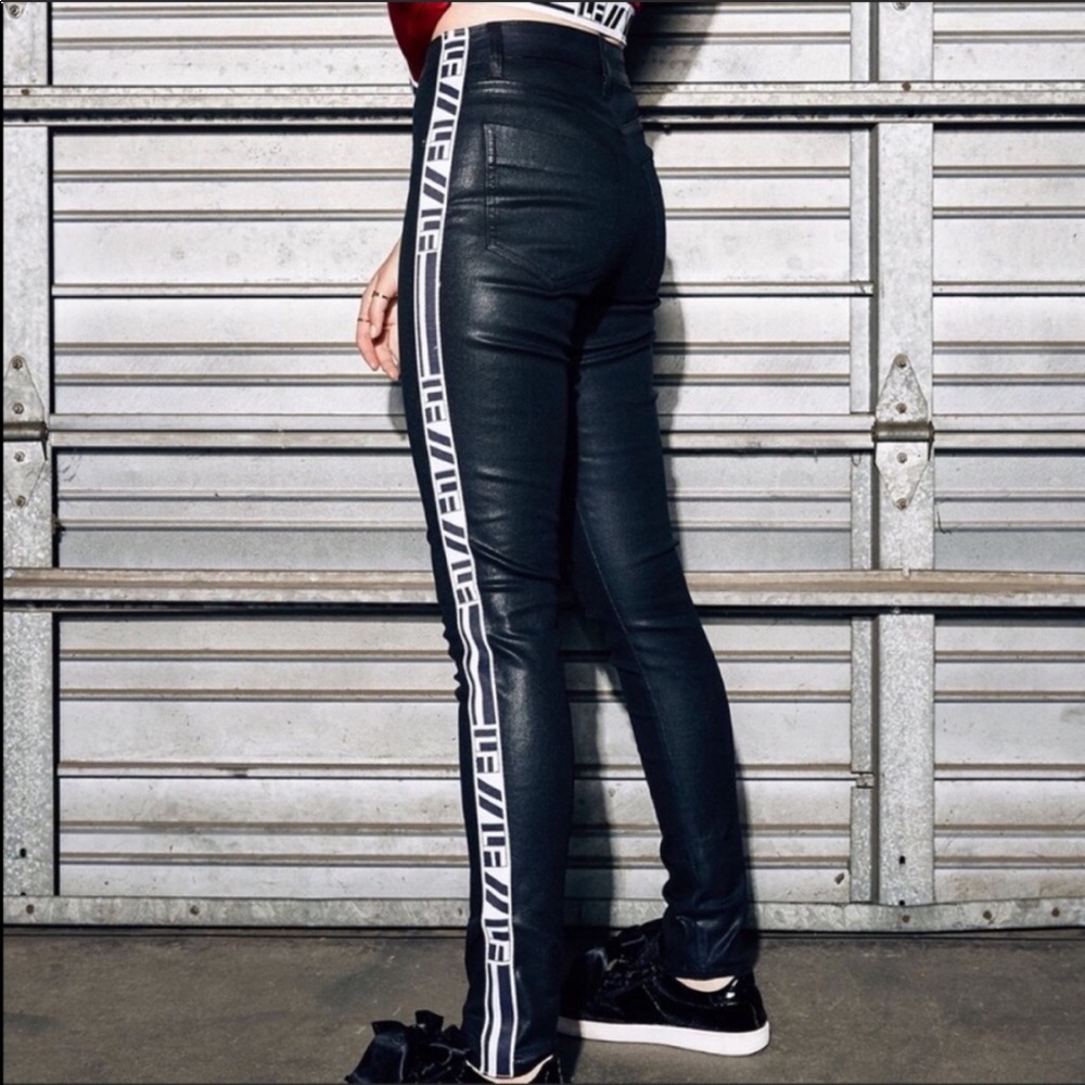 LF coated jeans